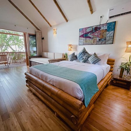 Отель Ecoboo Maldives Thinadhoo  Экстерьер фото