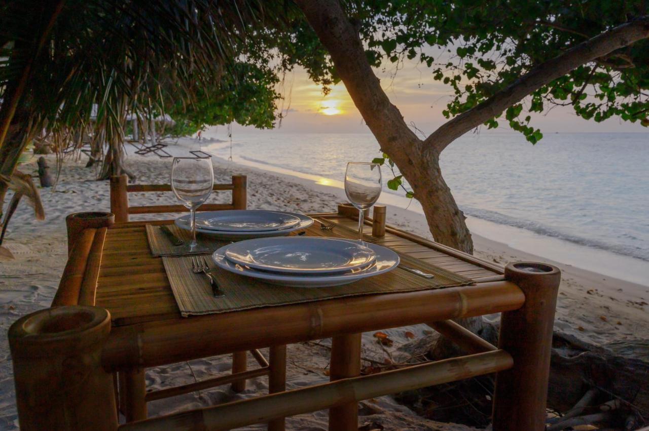 Отель Ecoboo Maldives Thinadhoo  Экстерьер фото