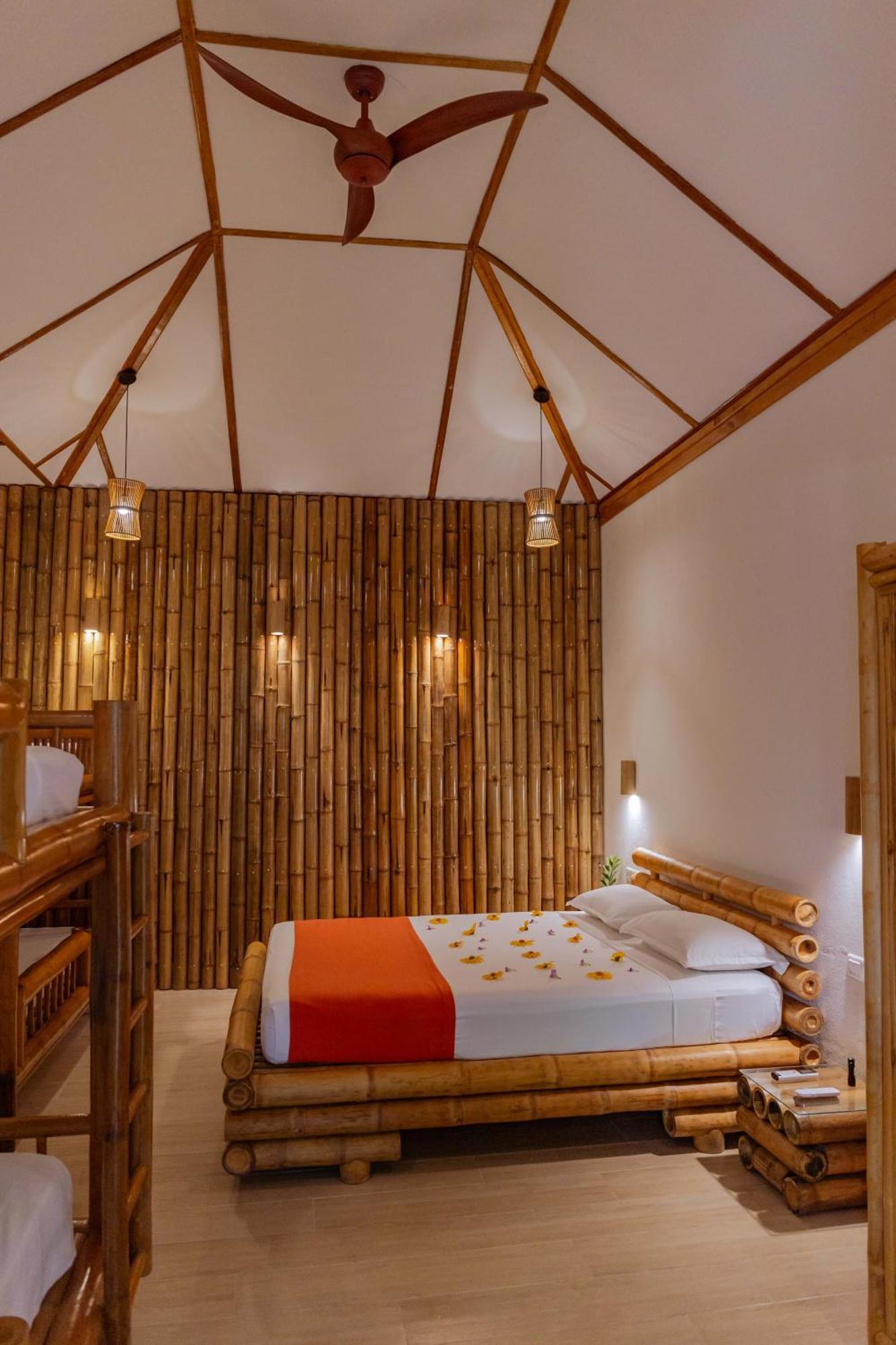 Отель Ecoboo Maldives Thinadhoo  Экстерьер фото